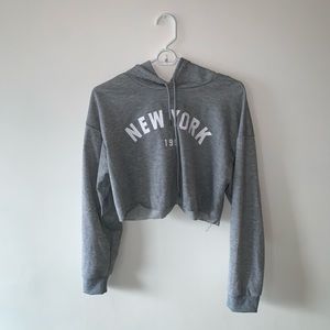 Cropped New York Hoodie